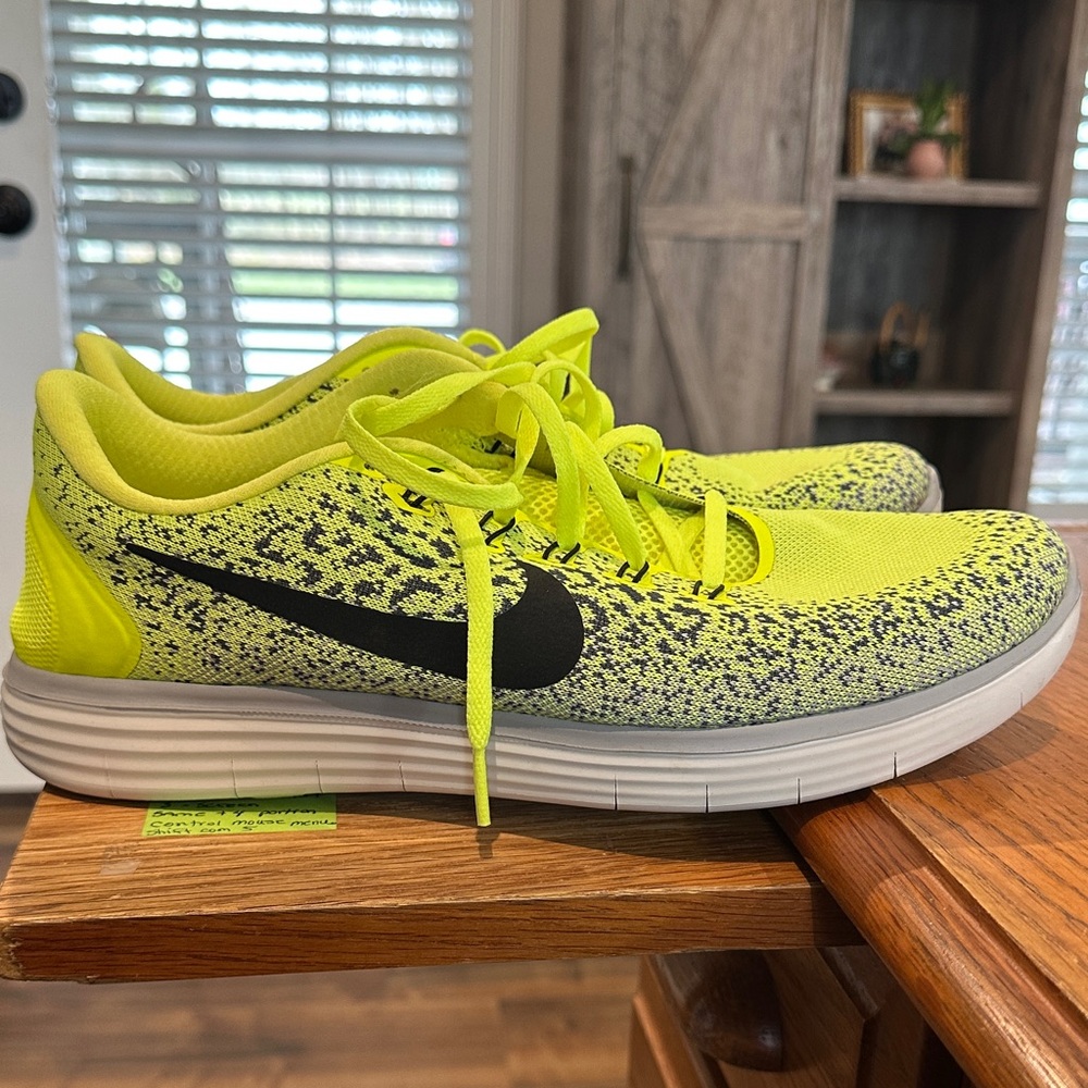 Nike Men’s Neon Yellow and Black Running Sneakers